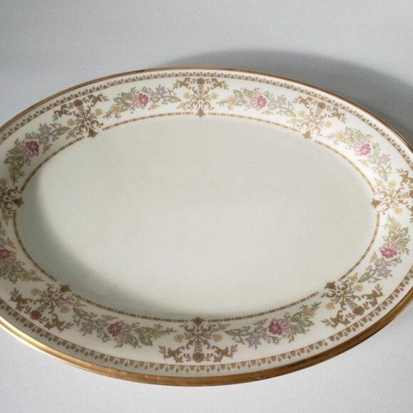 Lenox CASTLE GARDEN Oval Platter Minty Never Used Just Displayed - Picture 2 of 4